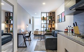 Modern Loft In 85 St